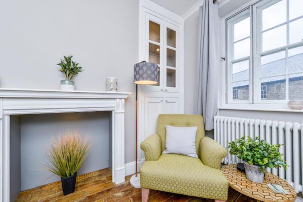 Victorian Townhouse - Stamford Centre - 2 Big Bedrooms, Living Room Kitchen Etc Tastefully Decorated ภายนอก รูปภาพ